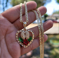 Virgen de Guadalupe corazon con rosas necklace